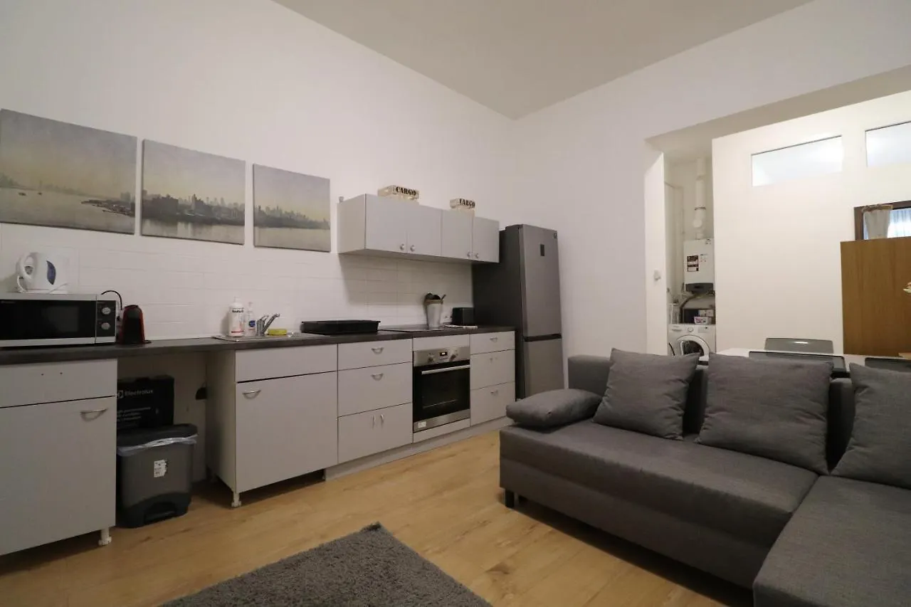 Apartment New Guest House B In Kiraly Street 106 Budapest
