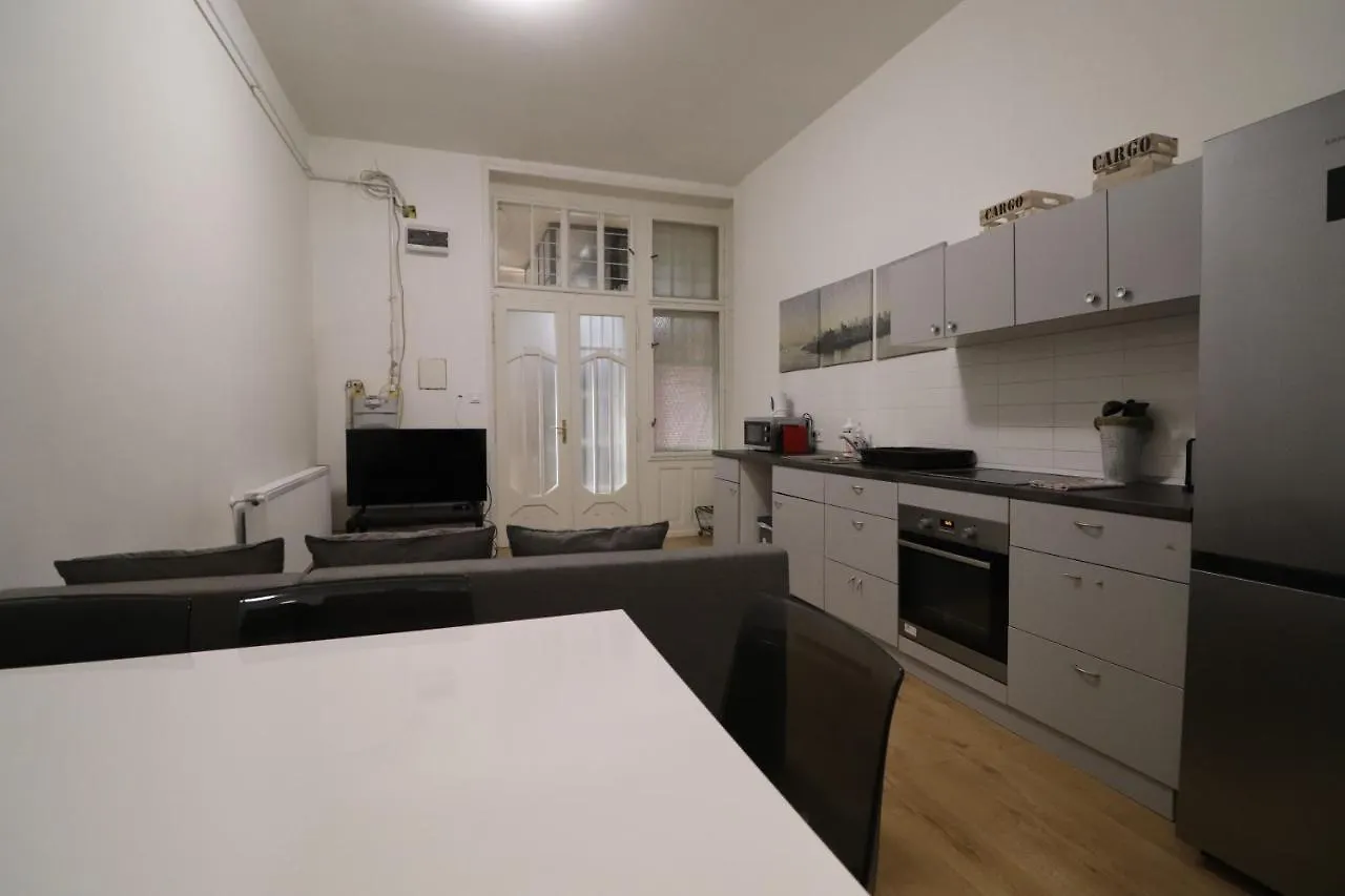Appartamento New Guest House B in Király Street 106 Budapest Ungheria