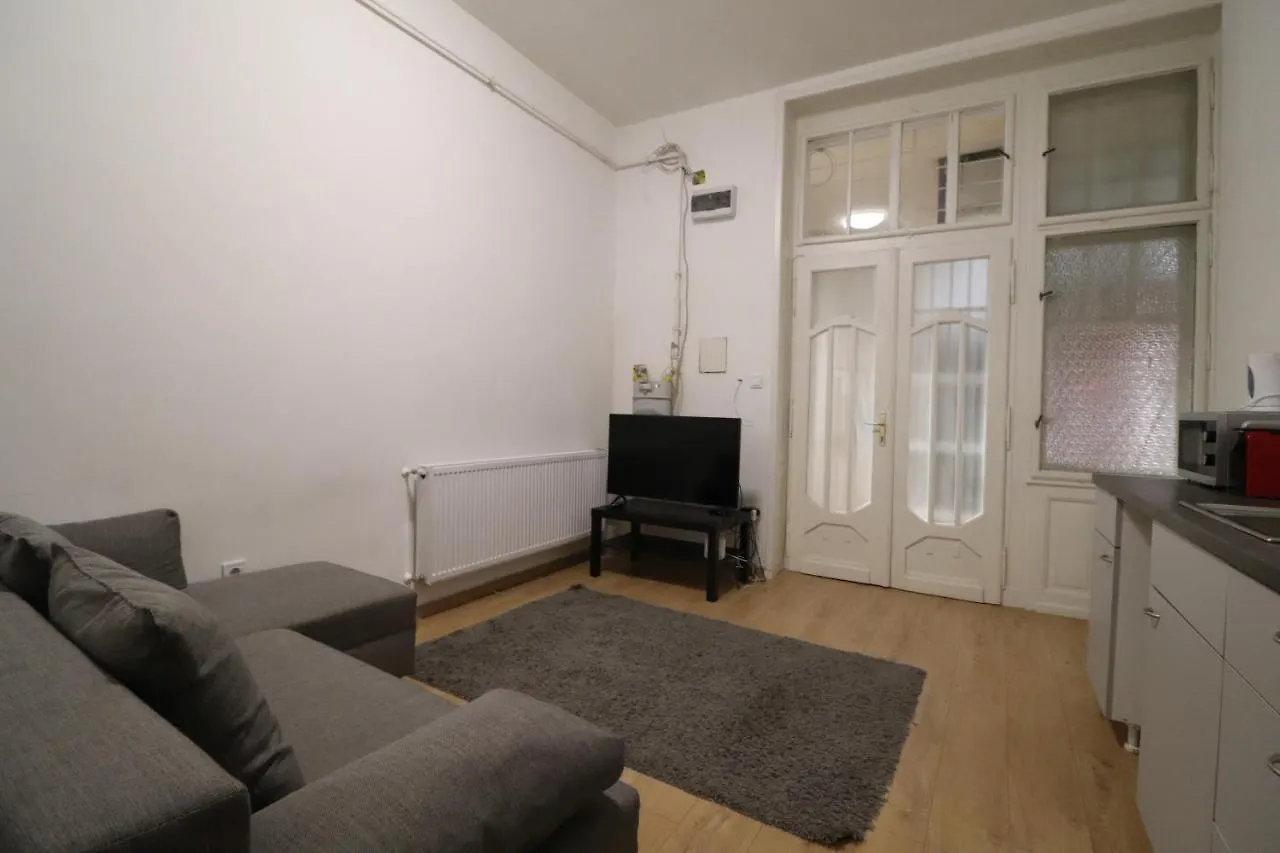 New Guest House B In Kiraly Street 106 Budapest